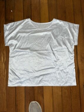Source Unknown White Boxy Short Sleeve Tee with Wide Neckline